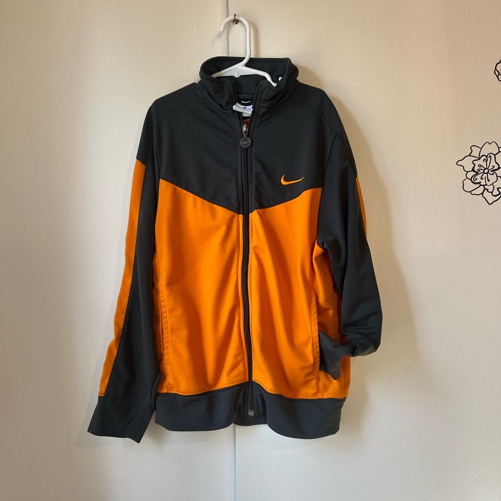 Nike Black and Orange Zip-Up Jacket Sweat Shirt Boys Children’s 10/12